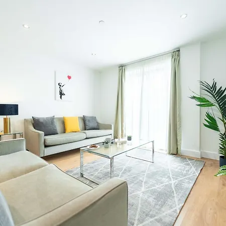 2-bedroom 2 Bath In Centre Close To Attractions Apartment Leeds (West Yorkshire)